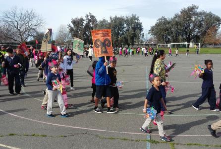 Happy Lunar New Year!!

The students gather together to celebrate the new Lunar year. 